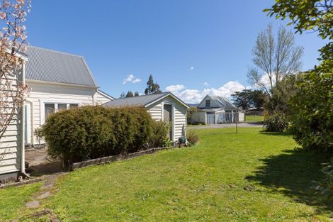 Photo of property in 3363 State Highway 2, Clareville, Carterton, 5713