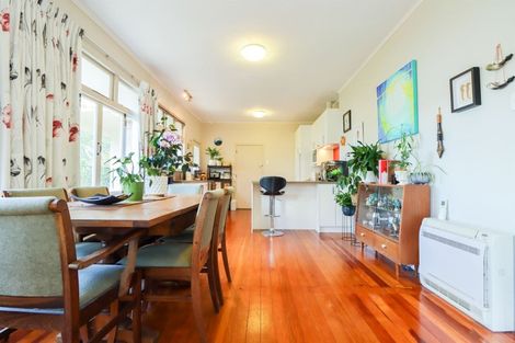 Photo of property in 14 Solway Street, Holmes Hill, Oamaru, 9401