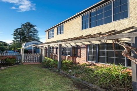 Photo of property in 2/350 Hardy Street, Nelson, 7010