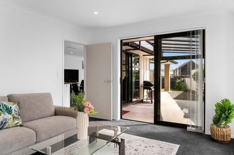 Photo of property in 3 Cotula Way, Papamoa Beach, Papamoa, 3118