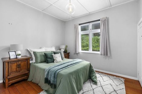 Photo of property in 129 Melbourne Road, Island Bay, Wellington, 6023