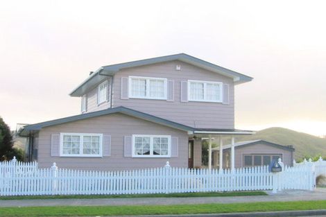 Photo of property in 35 Outram Grove, Kelson, Lower Hutt, 5010