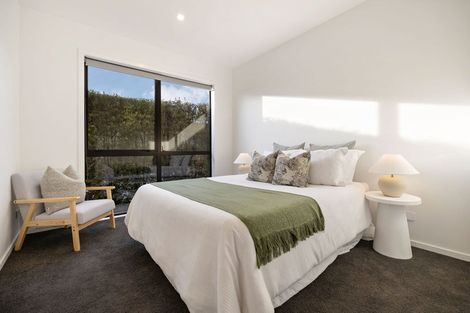 Photo of property in 13 Falconer Rise, Jacks Point, Queenstown, 9371