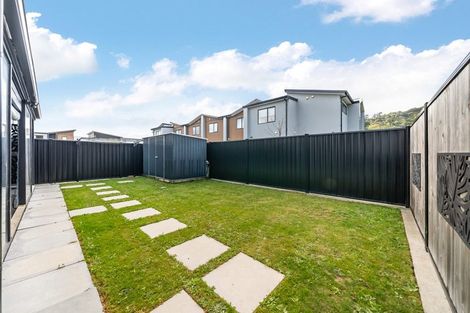 Photo of property in 11 Josland Lane, Wallaceville, Upper Hutt, 5018
