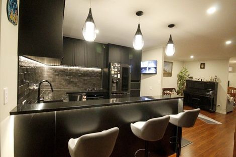 Photo of property in 78c Hyland Place, Waiuku, 2681