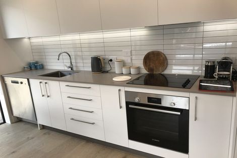 Photo of property in 4/272 Barbadoes Street, Christchurch Central, Christchurch, 8011