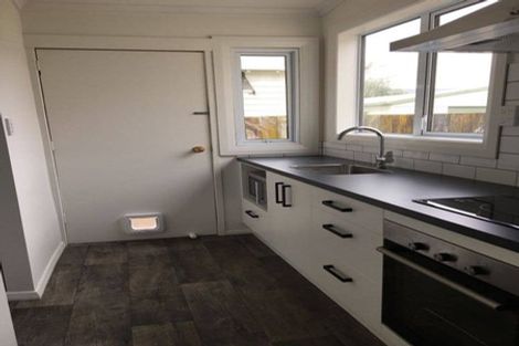 Photo of property in 6 Carlisle Street, Milson, Palmerston North, 4414