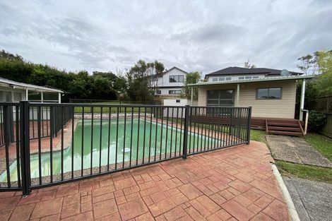Photo of property in 4 Glenmore Road, Sunnyhills, Auckland, 2010