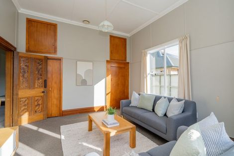 Photo of property in 11 Essex Street, Winton, 9720