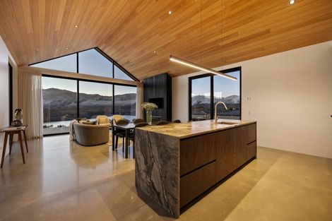 Photo of property in 83 Sicilian Lane, Lake Hayes, Queenstown, 9371