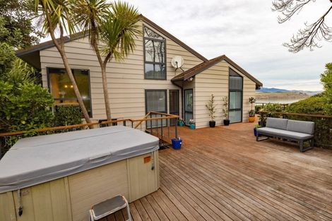 Photo of property in 1 Cass Bay Place, Cass Bay, Lyttelton, 8082