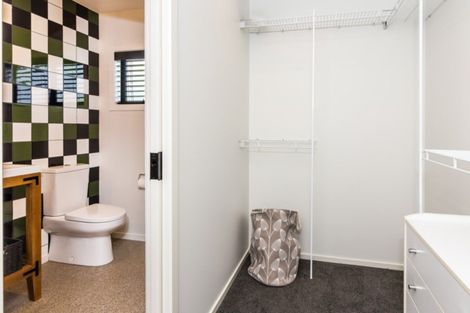 Photo of property in 2 Peregrine Place, Kinloch, Taupo, 3377