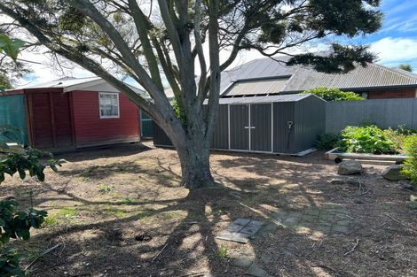 Photo of property in 12 Farquhars Road, Redwood, Christchurch, 8051