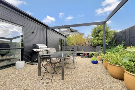 Photo of property in 3 Podgora Avenue, Kumeu, 0810