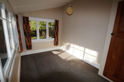 Photo of property in 8 Newbury Street, Awapuni, Palmerston North, 4412