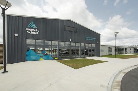 Photo of property in 25 Whakaturou Crescent, Pyes Pa, Tauranga, 3112