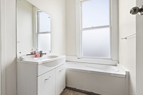 Photo of property in 110 Clyde Street, Hamilton East, Hamilton, 3216