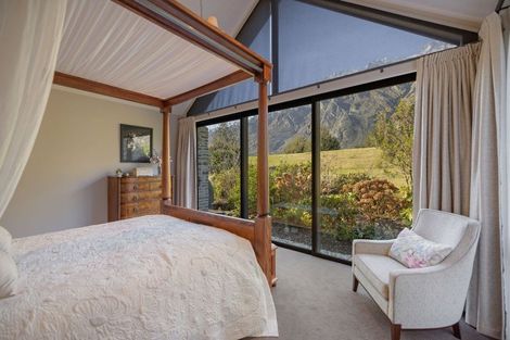Photo of property in 31 Hackett Road, Jacks Point, Queenstown, 9371