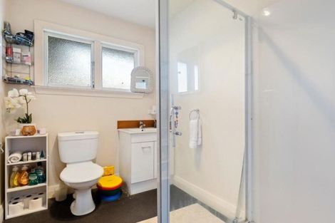 Photo of property in 143 Olliviers Road, Phillipstown, Christchurch, 8011