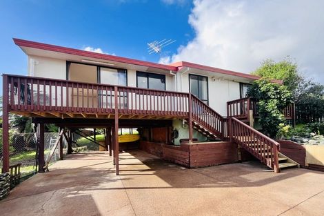 Photo of property in 5 Kopara Place, Clendon Park, Auckland, 2103