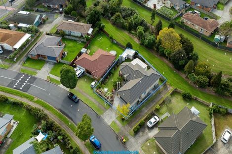 Photo of property in 14 Castlefinn Drive, Weymouth, Auckland, 2103