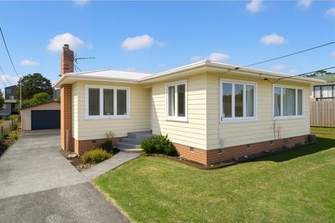 Photo of property in 131 Rathgar Road, Henderson, Auckland, 0610
