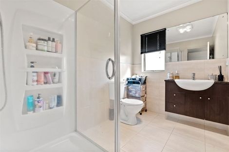 Photo of property in 119 Baverstock Road, Flat Bush, Auckland, 2016