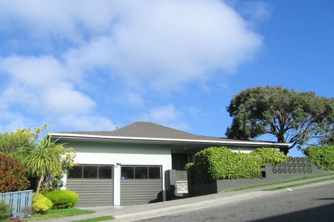 Photo of property in 20 Bodmin Terrace, Camborne, Porirua, 5026