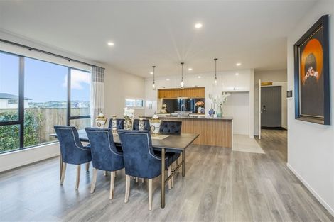 Photo of property in 319 Flat Bush School Road, Flat Bush, Auckland, 2019