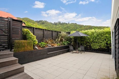 Photo of property in 15 Satara Crescent, Khandallah, Wellington, 6035