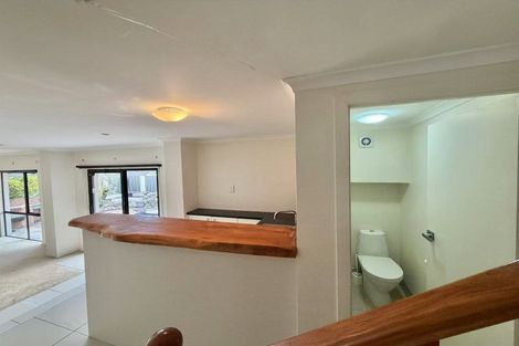 Photo of property in 121 Redoubt Road, Goodwood Heights, Auckland, 2105