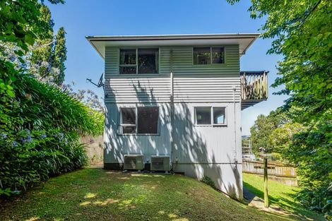 Photo of property in 6 Penryn Drive, Camborne, Porirua, 5026