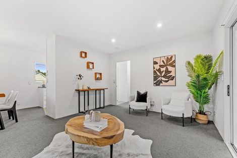 Photo of property in 2a Rata Road, Stanmore Bay, Whangaparaoa, 0932