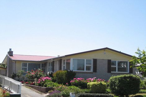 Photo of property in 85 Bickerton Street, Wainoni, Christchurch, 8061