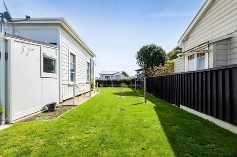 Photo of property in 32 Collins Street, Hawera, 4610