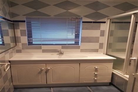 Photo of property in 3 Busing Avenue, Papakura, 2110