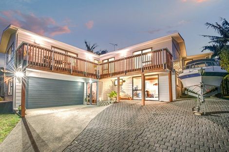 Photo of property in 4 Onepu Lane, Manly, Whangaparaoa, 0930