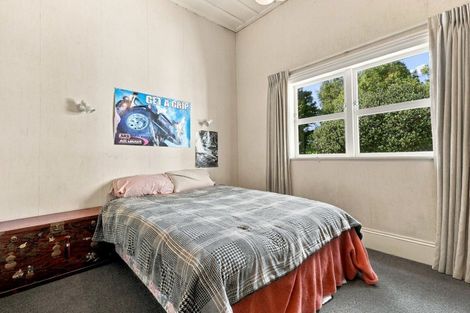 Photo of property in 2059 State Highway 16, Helensville, 0875