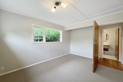Photo of property in 18 Newry Road, Raumati Beach, Paraparaumu, 5032