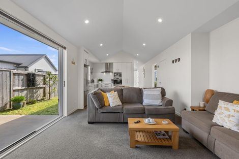 Photo of property in 10 Chain Place, Papamoa, 3118