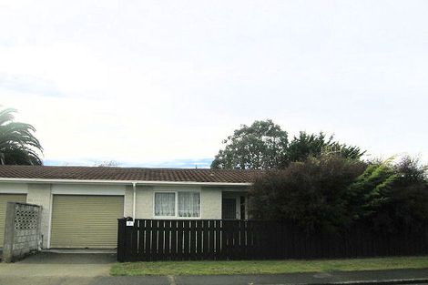Photo of property in 2 Greenwood Place, Paraparaumu, 5032