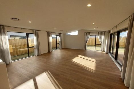 Photo of property in 35 Blue Jacket Drive, Halswell, Christchurch, 8025