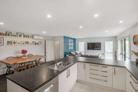 Photo of property in 6 Blaenavon Place, Halswell, Christchurch, 8025