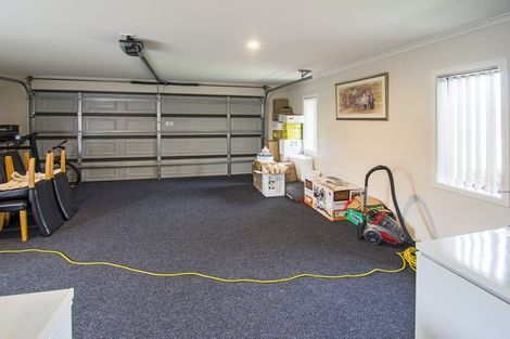 Photo of property in 13 Hartley Avenue, Carterton, 5713