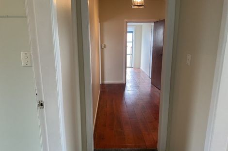 Photo of property in 1 Colonel Place, Featherston, 5710