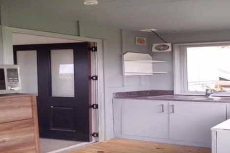 Photo of property in 281 Sturges Road, Henderson Valley, Auckland, 0612