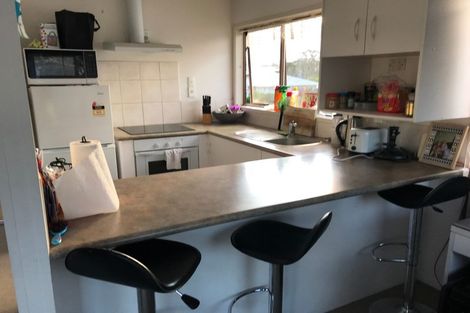 Photo of property in 1/12 Sunnyside Road, Sunnyvale, Auckland, 0612