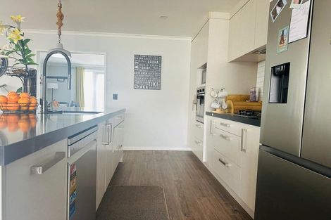 Photo of property in 10 Hopuni Way, Takanini, 2112