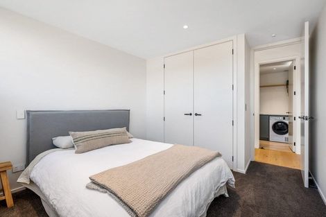 Photo of property in 6 Akitu Rise, Wanaka, 9305