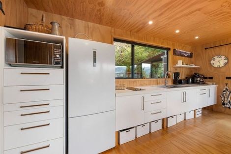 Photo of property in 13b Beach Place, Havelock, 7100